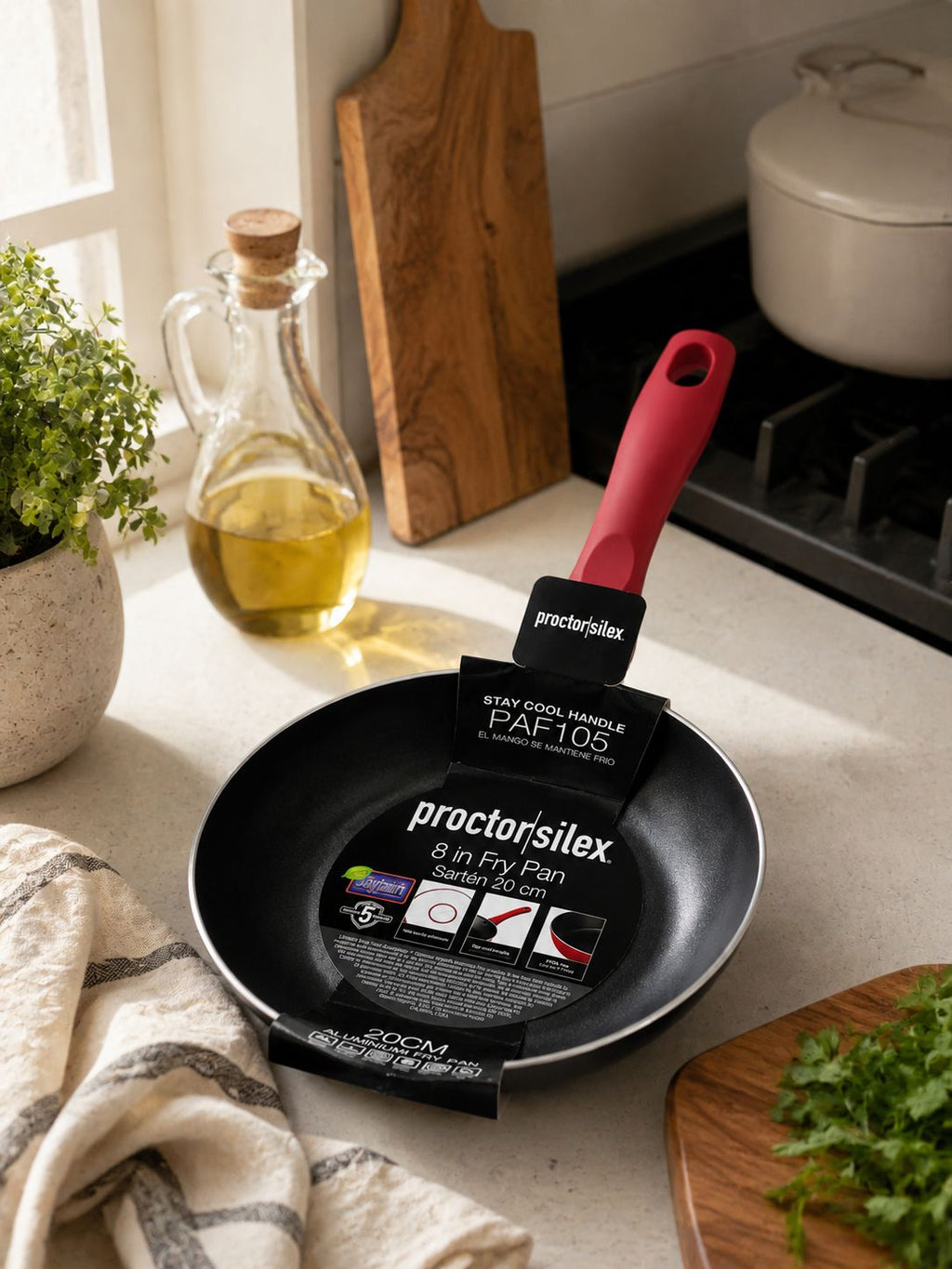 ProctorSilex 20cm (8-inch) non-stick aluminum fry pan